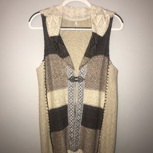 Pattern sleeveless sweater